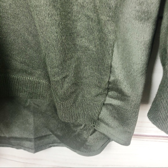 ONE A Anthropologie Green Cut Out Pullover S - Picture 6 of 9